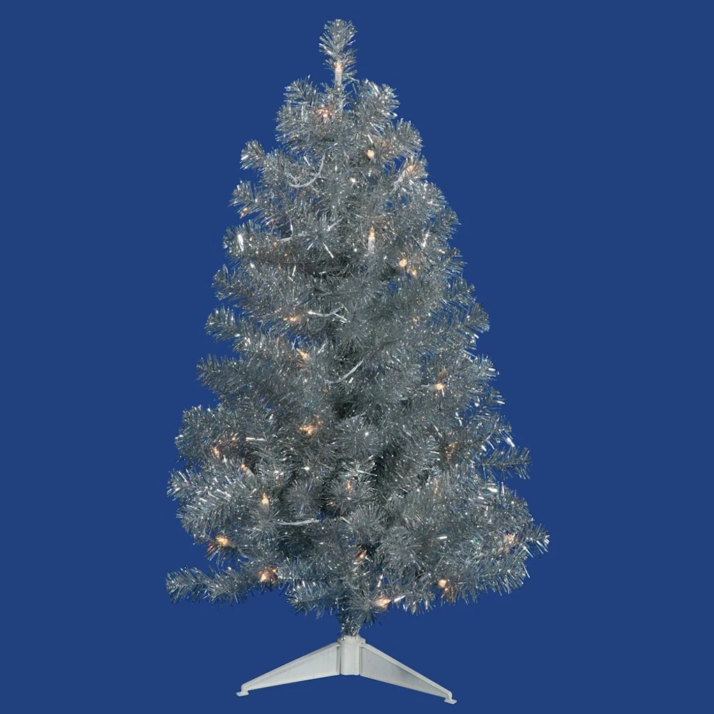 Vickerman Pre-Lit Christmas Tree (16511) 3 Vickerman Pre-Lit Christmas Tree (16511)