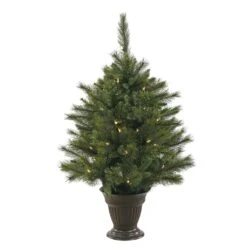 Vickerman Pre-Lit Artificial Christmas Tree (22226)