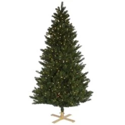 Vickerman Pre-Lit Artificial Christmas Tree (31571)