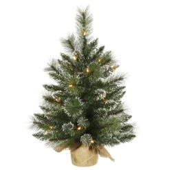 Vickerman Prelit Artificial Christmas Tree (426524)