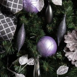 Vickerman Christmas Ornament (8 Pack) (480465) -Roman Shop 4804653md