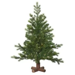 Vickerman Prelit Artificial Christmas Tree (494875)