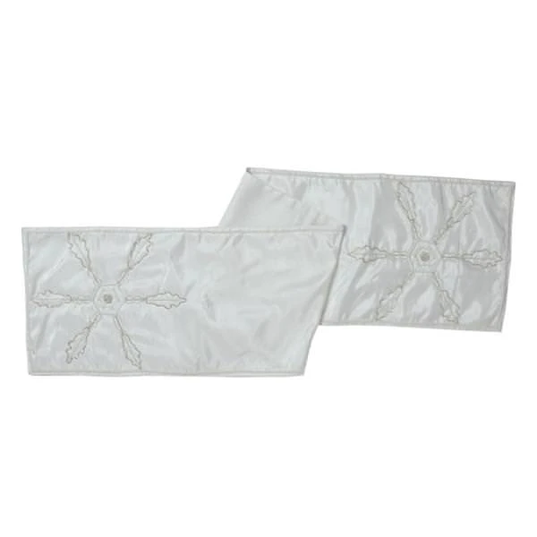 Vickerman Table Runner (504857) 4 Vickerman Table Runner (504857) - Image 2