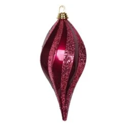 Vickerman Ornament (512852)