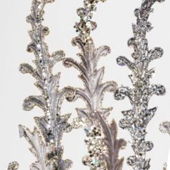 Vickerman Artificial Flower (3 Pack) (552506) 7 Vickerman Artificial Flower (3 Pack) (552506) -Roman Shop 5525062md