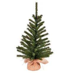 Vickerman Artificial Christmas Tree (664254)